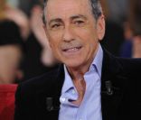 Lio, Camélia Jordana et Claire Keim : Alain Chamfort en très charmante compagnie