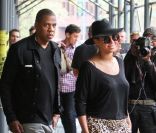Jay-Z et sa femme Beyoncé à New York le 15 avril 2012