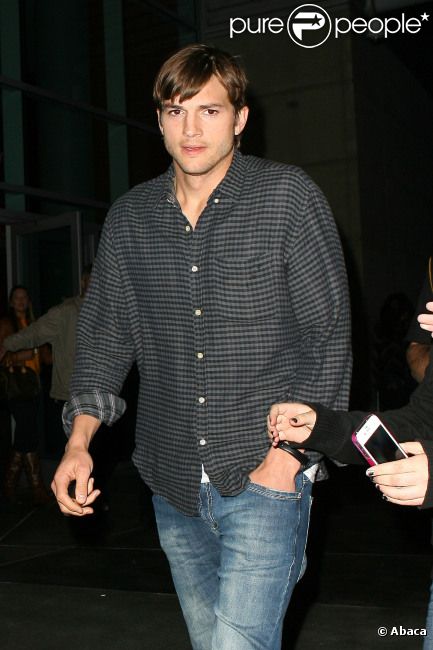 Ashton Kutcher le 3 avril 2012 à Los Angeles