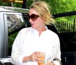 Uma Thurman dans les rues de New York, le 23 mai 2012.