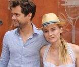 Roland-Garros 2012 : Diane Kruger estivale au bras de son homme Joshua Jackson