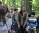 La duchesse de Cambridge, Kate Middleton, est partie à la rencontre des enfants de quartiers déshérités à Wrotham dans le Kent dans le cadre du projet Ark Schools, le 17 juin 2012