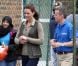 La duchesse de Cambridge, Kate Middleton, est partie à la rencontre des enfants de quartiers déshérités à Wrotham dans le Kent dans le cadre du projet Ark Schools, le 17 juin 2012