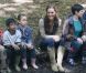 La duchesse de Cambridge, Kate Middleton, superbe, est partie à la rencontre des enfants de quartiers déshérités à Wrotham dans le Kent dans le cadre du projet Ark Schools, le 17 juin 2012