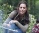 La duchesse de Cambridge, Kate Middleton, superbe, est partie à la rencontre des enfants de quartiers déshérités à Wrotham dans le Kent dans le cadre du projet Ark Schools, le 17 juin 2012
