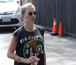 Scarlett Johansson : D'une banalité affligeante, elle ne soigne plus son look