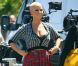 Amber Rose très en beauté sur le tournage de School Dance, de Nick Cannon, à Norwalk, le 18 juin 2012