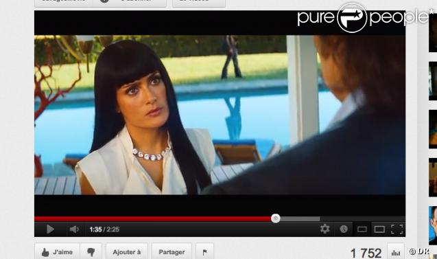 Salma Hayek insulte Benicio Del Toro et ses hommes à tout faire dans un extrait de  Savages , réalisé par Oliver Stone. En salles le 26 septembre.