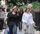 Sophie Favier et sa fille en séance shopping