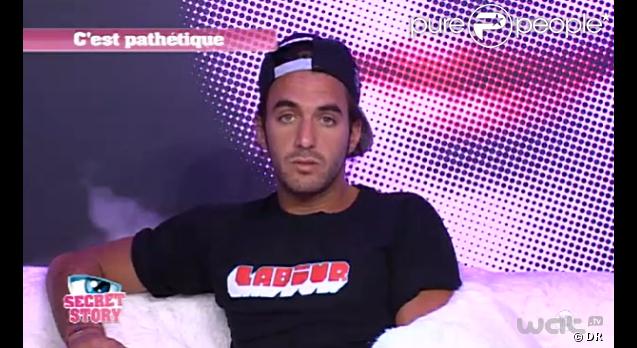 Entre Thomas et Yoann, les rapports se tendent à cause de Capucine... ( Secret Story 6  - vendredi 20 juillet 2012)
