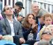 Kate Middleton et le prince William à Greenwich Park avec le prince Harry le 31 juillet 2012 pour voir Zara Phillips glaner sa première médaille olympique.