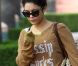 Dans son sweat shirt "Gossip sucks", Vanessa Hudgens se promène à Los Angeles, le samedi 4 août 2012.