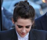 Kristen Stewart, 22 ans, et le réalisateur Rupert Sanders, 41 ans, en mai 2012 à Los Angeles.