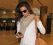 Triste, Eva Longoria arrive à l'aéroport de Miami le 3 août 2012 après avoir assisté à l'enterrement de son amie Lupe Ontiveros