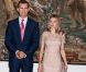 Le roi Juan Carlos Ier d'Espagne, entouré de sa femme la reine Sofia, de son fils le prince Felipe et de sa belle-fille la princesse Letizia, offrait le 8 août 2012 au palais de la Almudaina le traditionnel dîner pour les autorités des îles Baléares dans le cadre des vacances d'été de la famille royale à Palma de Majorque.