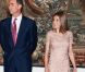 Le roi Juan Carlos Ier d'Espagne, entouré de sa femme la reine Sofia, de son fils le prince Felipe et de sa belle-fille la princesse Letizia, offrait le 8 août 2012 au palais de la Almudaina le traditionnel dîner pour les autorités des îles Baléares dans le cadre des vacances d'été de la famille royale à Palma de Majorque.