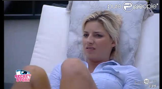 Nadège taille à son tour Fanny dans Secret Story 6