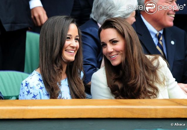 Kate et Pippa Middleton le 8 juillet 2012 à Wimbledon. - photos Purepeople