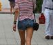 Doutzen Kroes à Miami profite d'une balade en solo le 16 août 2012