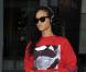 Rihanna, détendue à son arrivée à l'aéroport d'Heathrow. Londres, le 27 août 2012.