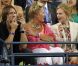 Keith Urban, Shari Vegosen, Nicole Kidman et Jon Vegosen observent la rencontre entre Andy Roddick et Bernard Tomic dans les tribunes du Arthur Ashe Stadium lors de l'US Open. New York, le 31 août 2012.