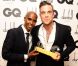 L'athlète Mo Farah et Robbie Williams, Icône de l'Année, posent sur le tapis rouge des GQ Men Of The Year Awards 2012. Londres, le 4 septembre 2012.