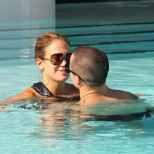 Très amoureux, Jennifer Lopez en vacances à Miami avec son chéri Casper Smart le 1er septembre 2012