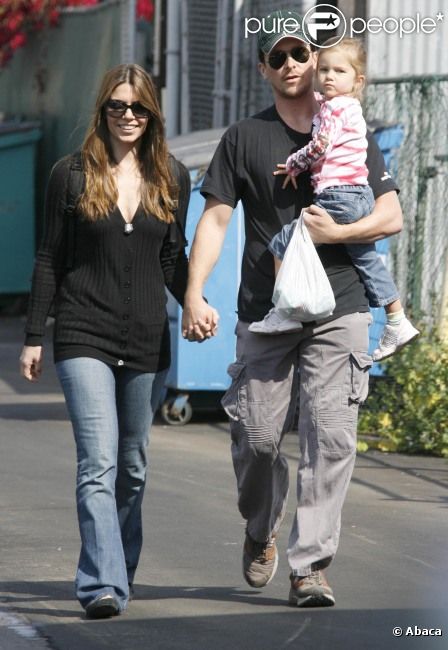 Christian Bale, sa femme Sandra et leur fille, en 2008