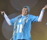 Diam's sur scène, en juillet 2010 aux Vieilles Charrues.