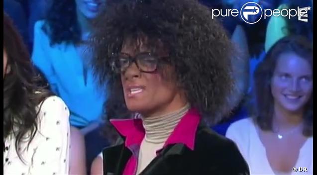 Jonathan Lambert caricature Audrey Pulvar dans  On n'est pas couché , le samedi 15 septembre sur France 2.