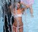 Candice Swanepoel sexy en bikini lors d'un shooting Victoria's Secret. Miami septembre 2012
