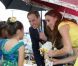  Le prince William et son épouse Kate ont visité un village culturel où les attendaient danses, chants et musiques traditionnels et ont été reçus par des guerriers et femmes en habits traditionnels à Honiara dans les Iles Salomon le 17 septembre 2012 