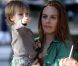 Alicia Silverstone avec son fils Bear Blu sur le plateau de la comédie  Gods Behaving Badly  à New York, le 19 septembre 2012.