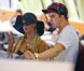 Paris Hilton arrive à l'aéroport LAX de Los Angeles, en compagnie de son boyfriend, le vendredi 21 septembre 2012.