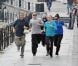 Jennifer Lopez et son chéri Casper Smart font un jogging dans la vieille ville de Gdansk en Pologne, le 27 septembre 2012