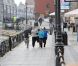 Jennifer Lopez et son chéri Casper Smart font un jogging dans la vieille ville de Gdansk en Pologne, le 27 septembre 2012