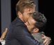 Le réalisateur Juan Antonio Bayona et Ewan McGregor au festival de San Sebastian, le 27 septembre 2012.