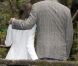 La princesse Letizia et le prince Felipe d'Espagne en promenade presque en amoureux au Parc national de Garanojay sur l'île de La Gomera, dans les Canaries, le 27 septembre 2012 à l'occasion de la Journée mondiale du tourisme.