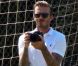 Exclusif - Appareil photo en main, David Beckham joue les paparazzi et se charge d'immortaliser ses fils Romeo et Cruz pendant leur match de foot. Los Angeles, le 23 septembre 2012.