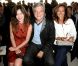 Lou Lesage, Sydney et Katia Toledano au défilé Printemps-Été John Galliano à La Cité de la Mode et du Design à Paris, le 30 septembre 2012.