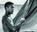 Le footballeur Gaël Clichy pose dans l'édition 2013 du calendrier des Dieux du stade