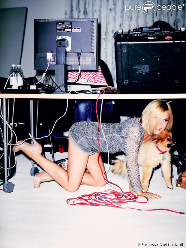 Photo de Geri Halliwell avec un chien postée sur sa page Facebook officielle.