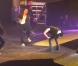 Le chanteur Justin Bieber vomit sur scène lors d'un concert à Glendale, le 29 septembre 2012.