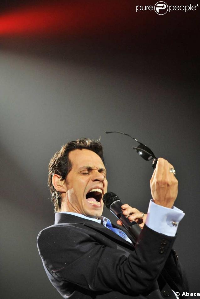 Marc Anthony, l'époux de Jennifer Lopez, donne tout sur scène