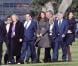 Le prince William et son épouse Kate Middleton inaugurent le centre d'entraînement de la sélection britannique de foot baptisé St George's Park à Burton-Upon-Trent dans Staffordshire le 9 octobre 2012