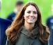 Le prince William et son épouse Kate Middleton ont rencontré les joueurs de la sélection britannique lors de l'inauguration du centre d'entraînement des Three Lions, le St George's Park à Burton-upon-Trent le 9 octobre 2012