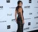 Alessandra Ambrosio de dos à la soirée de gala de l'amfAR à Los Angeles le 11 octobre 2012.