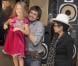  Pyotr Verzilov, époux de Nadejda Tolokonnikova, et sa fille Gera reçus par Yoko Ono à New York, le 21 septembre 2012. La veuve de Johnny Lennon vient d'attribuer aux Pussy Riot la bourse LennonOno pour la paix. 