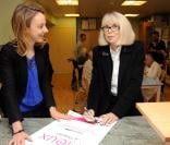 Mireille Darc marraine de l'opération +de vie à l'Hôpital Paul-Brousse à Villejuif le 25 octobre 2012.