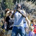 Seal, papa poule tendre et musclé avec Johan, Henry et Leni